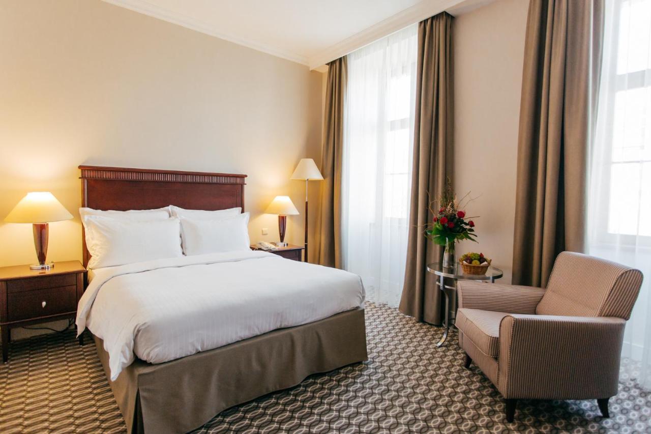 Radisson Blu Carlton Hotel, Pressburg